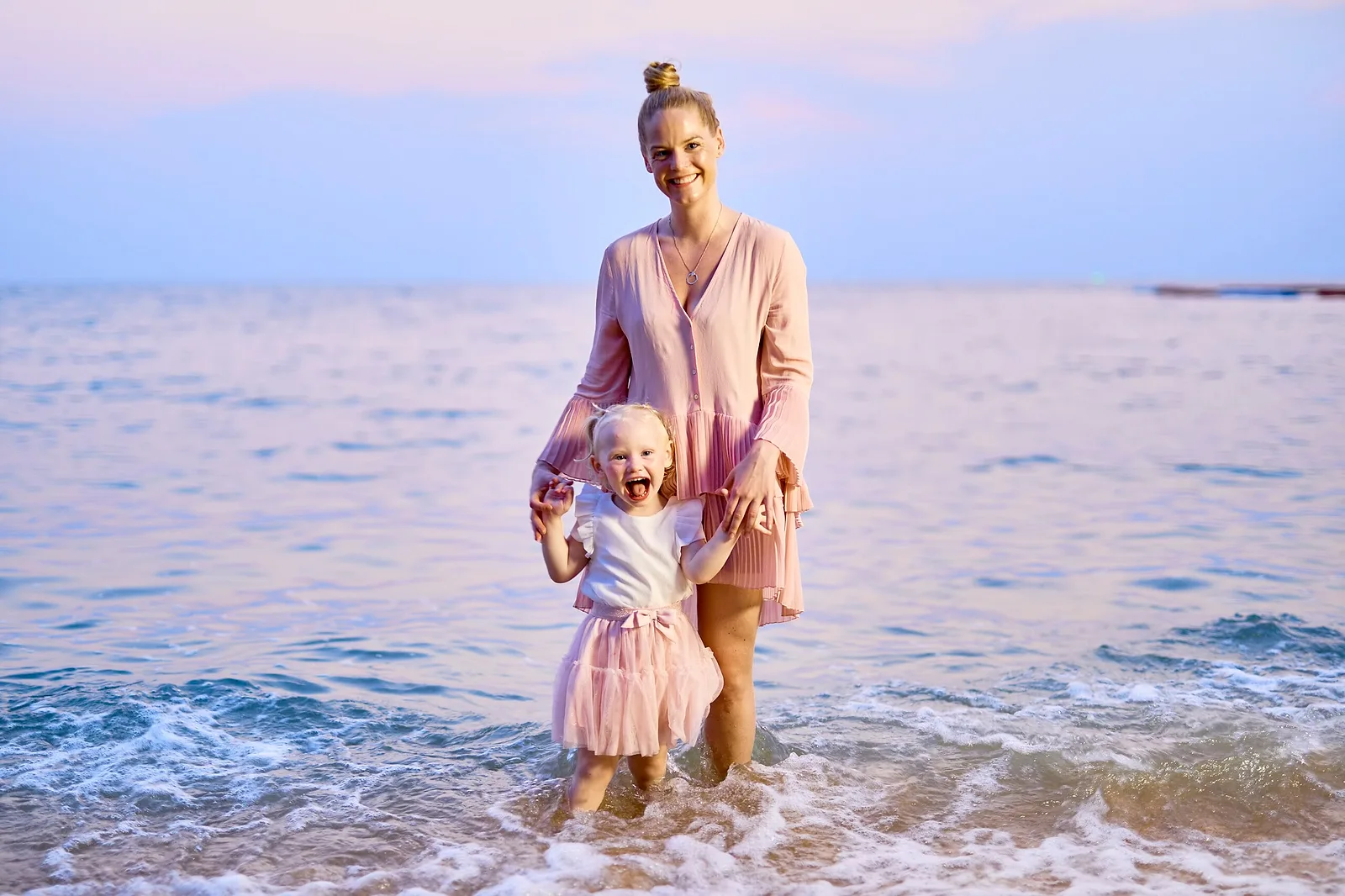 Family photoshoot by Pavel, Localgrapher in Pattaya