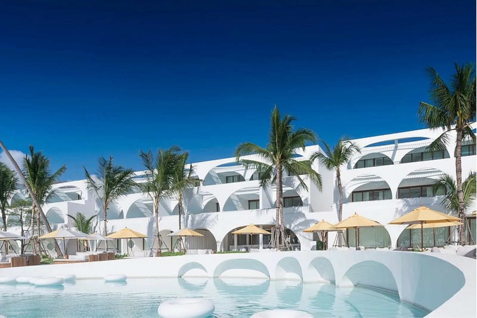 Place #3: SALA Samui Chaweng Beach Resort.