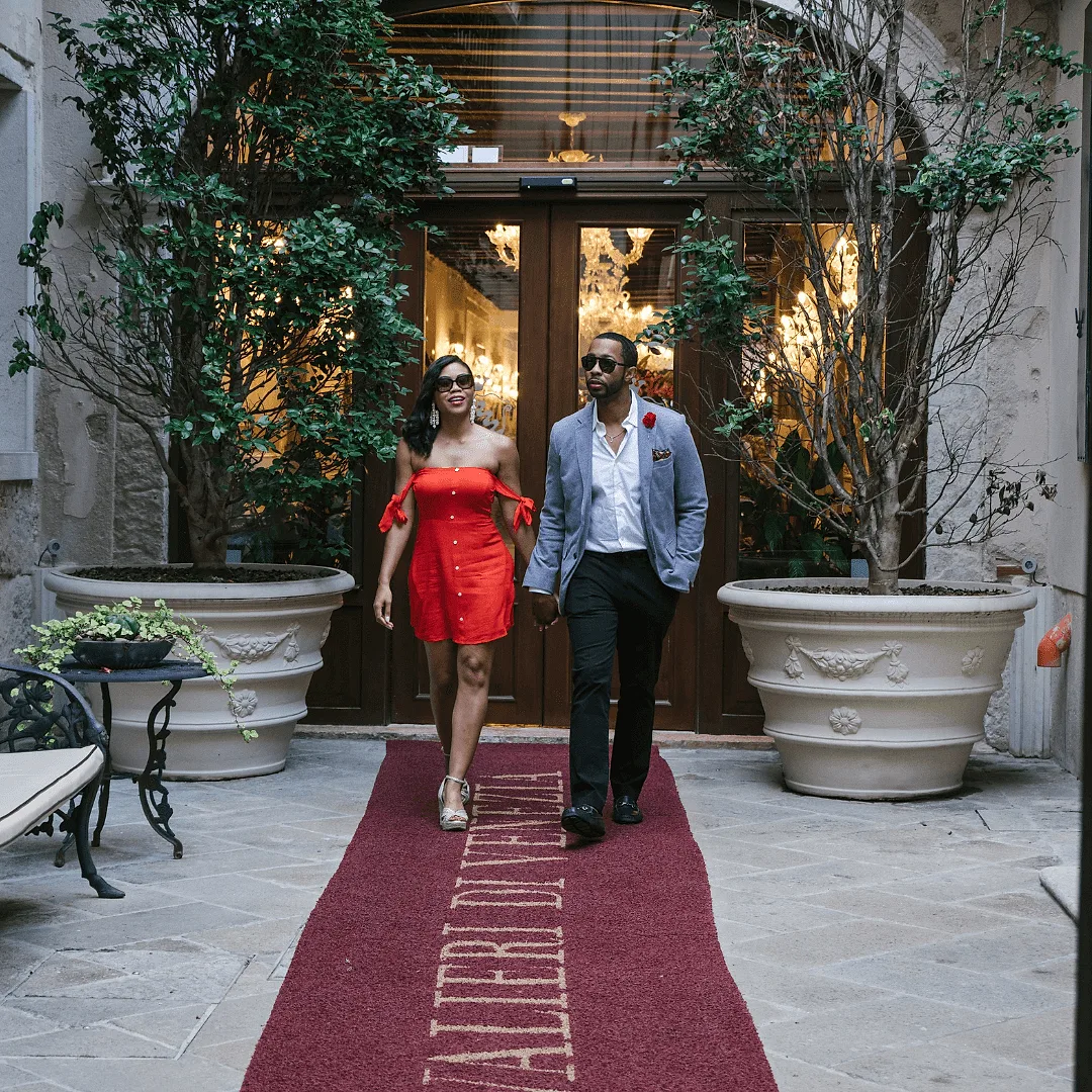 Photoshoot in Venice: story: from canals to cobblestones - romance everywhere.