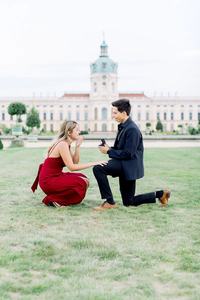 Vacation photoshoot in Berlin by Duo
