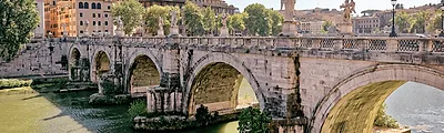 Angelo’s Bridge — popular photoshoot spot in Rome
