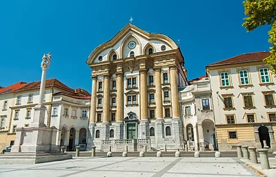 Kongresni trg Square — popular photoshoot spot in Ljubljana