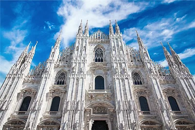 Duomo — popular photoshoot spot in Milan