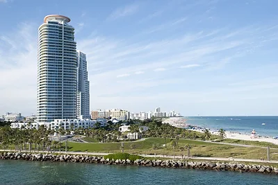 South Pointe Beach — popular photoshoot spot in Florida