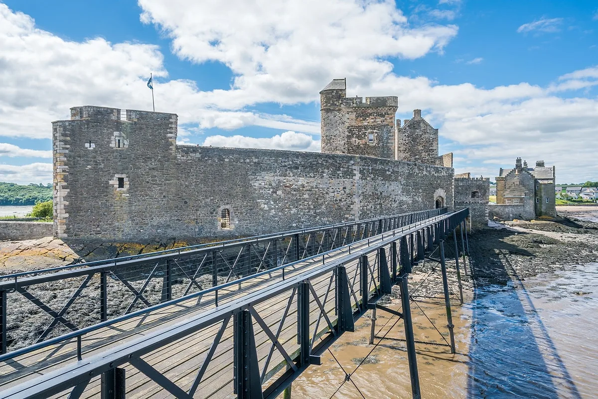 Photoshoot locations in Falkirk