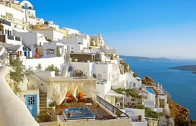 Fira — popular photoshoot spot in Greece