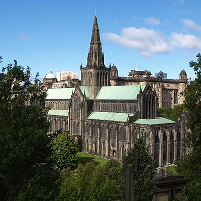Glasgow Cathedral — popular photoshoot spot in Glasgow