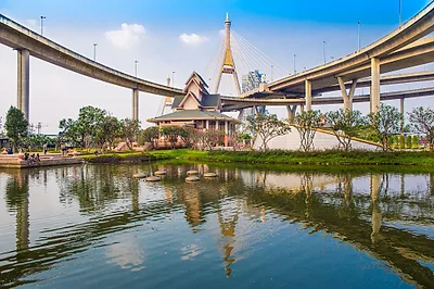 Chao Phraya River — popular photoshoot spot in Bangkok