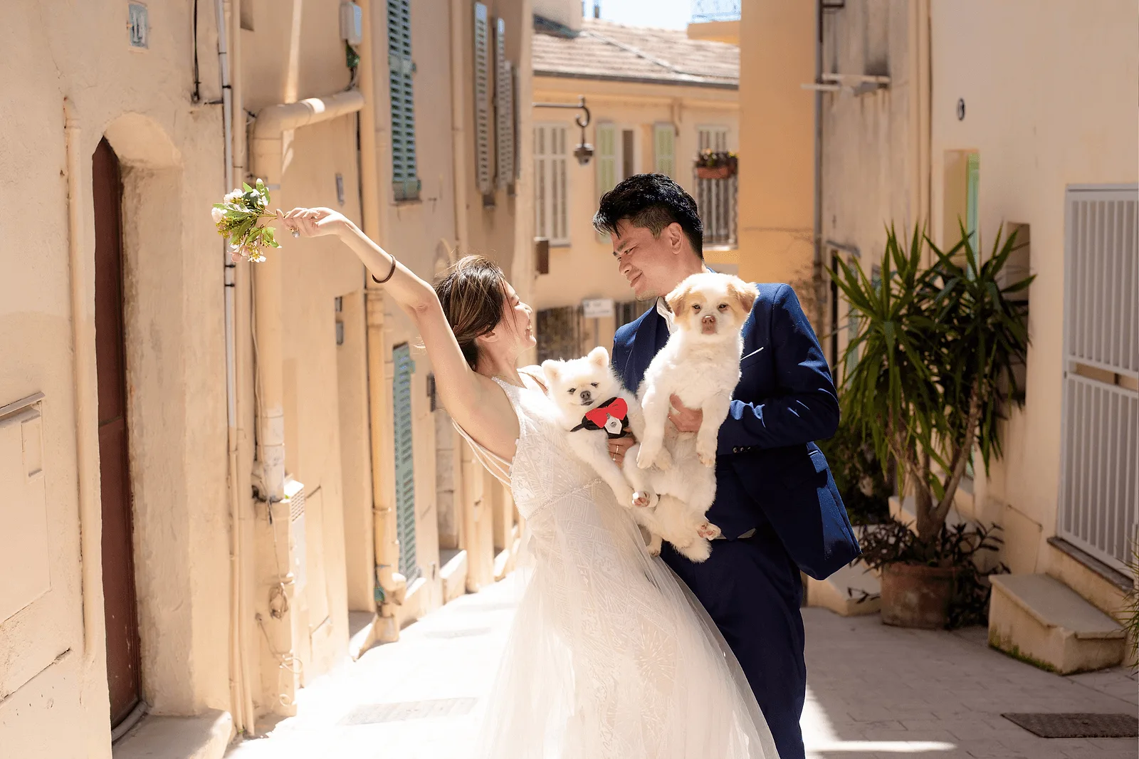 <span style=: Wedding Photography Costs in Europe.