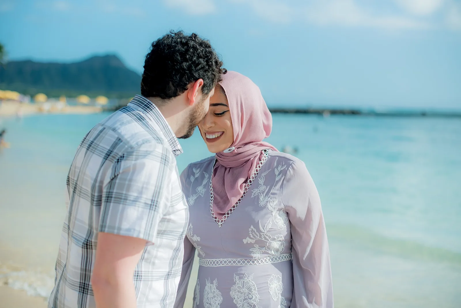 Maternity photoshoot by Nicole, Localgrapher in Honolulu