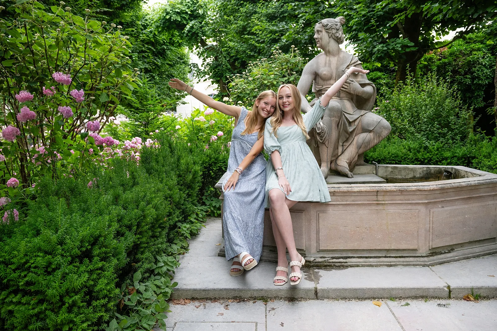 Family photoshoot by Dayle, Localgrapher in Salzburg