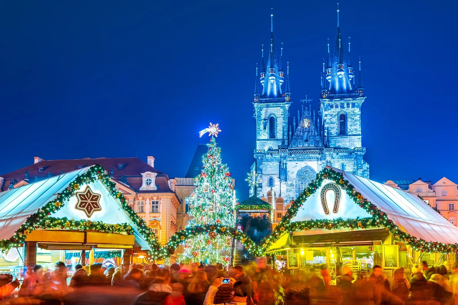 christmas photoshoot in prague
