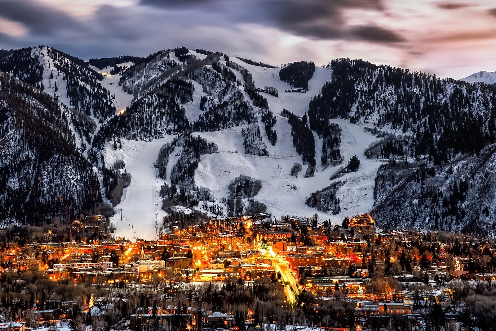 christmas photoshoot in Aspen