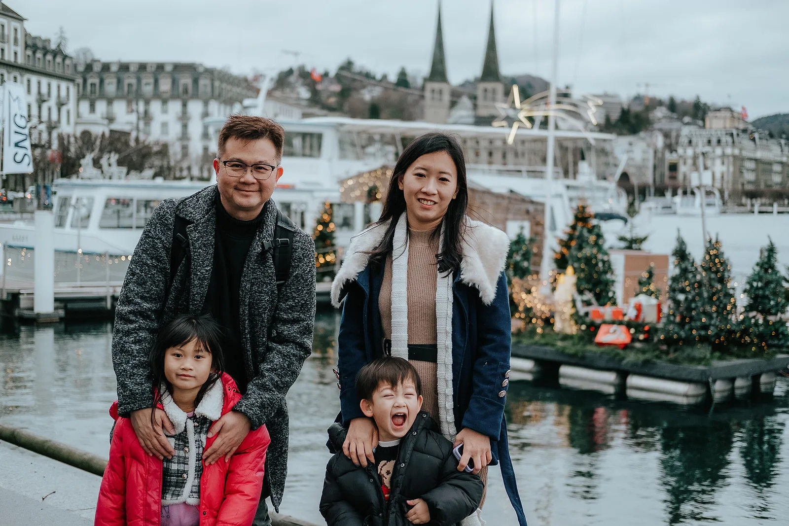 Christmas photoshoot by Kinga, Localgrapher in Lucerne
