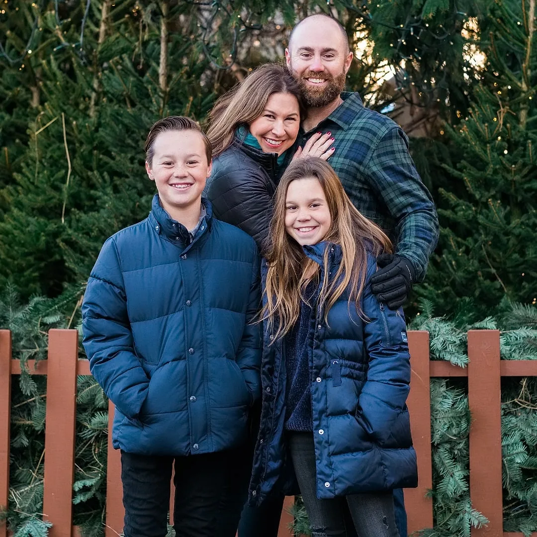 How to Book a Private Photographer for your Christmas Photoshoot.