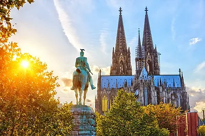 Cathedral of Cologne — popular photoshoot spot in Germany