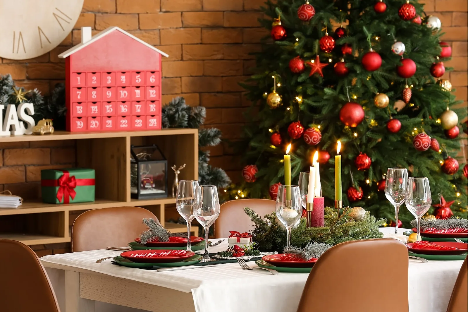 Set a Festive Christmas Table.