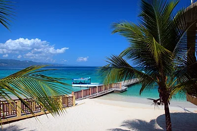 Doctor's Cave Beach — popular photoshoot spot in The Caribbean