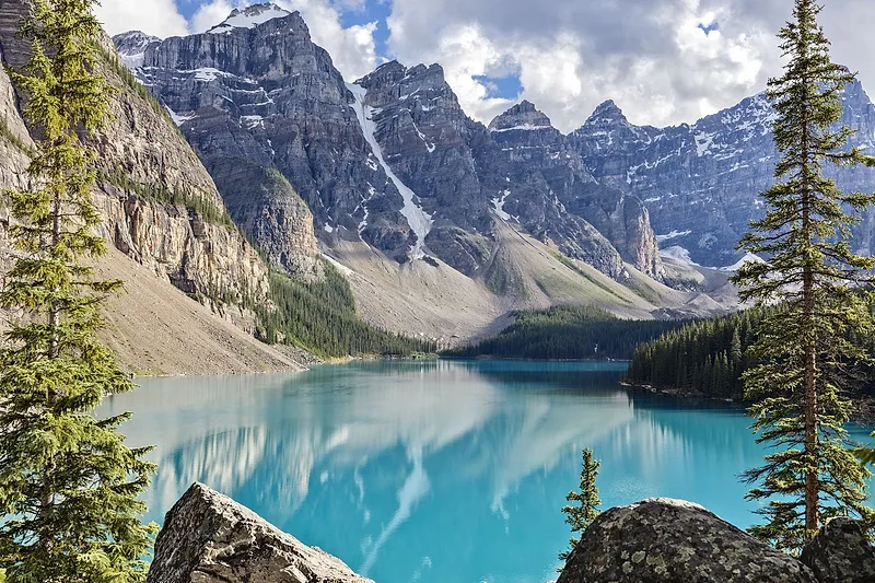 Moraine Lake, photo spot in Banff