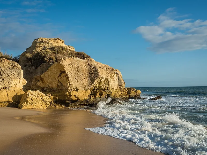 Galé Beach