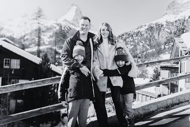 Winter Wonderland Photoshoot Inspiration: Timeless Black & White Magic