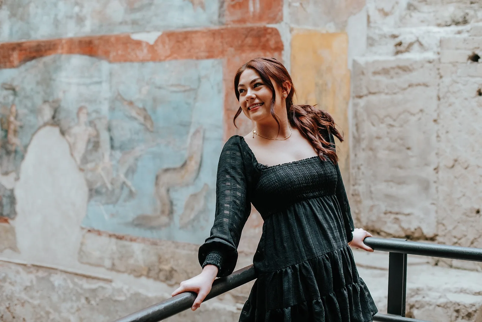 Solo photoshoot by Roberta, Localgrapher in Pompeii
