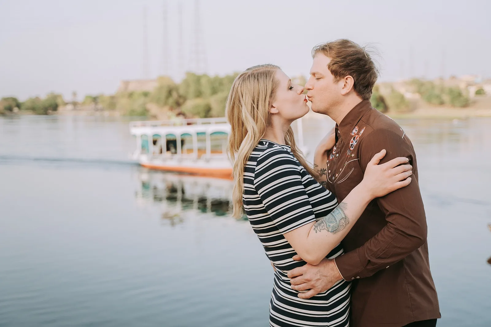 Photoshoot in Egypt: day 6: golden hour photoshoot along the nile in aswan.