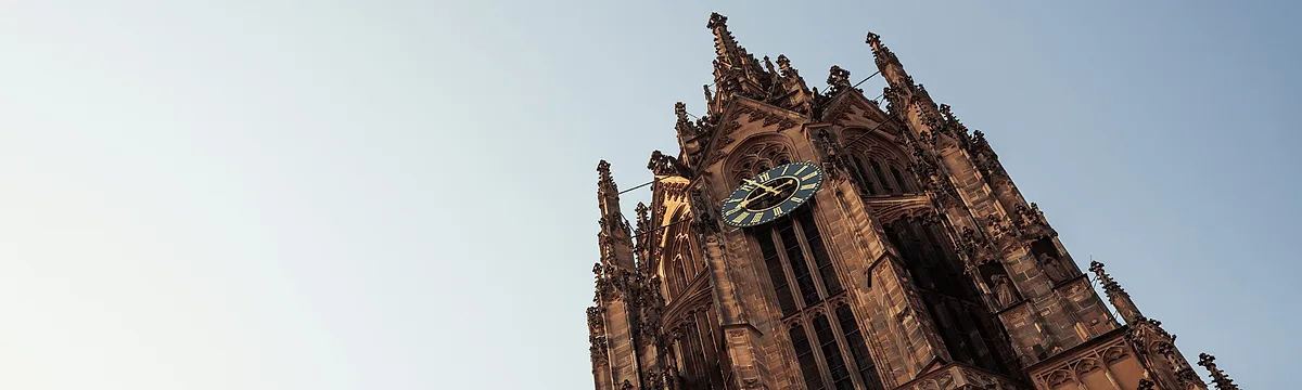 Photoshoot at Frankfurt Cathedral