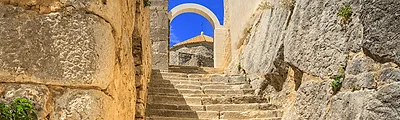 Klis Fortress — popular photoshoot spot in Croatia