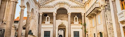 Peristyle Square, photo spot in Croatia