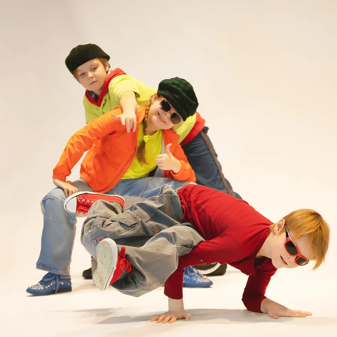 Outfit #5: Breakdancer Look.