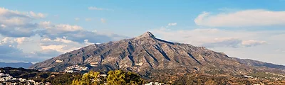 La Concha Mountain — popular photoshoot spot in Marbella
