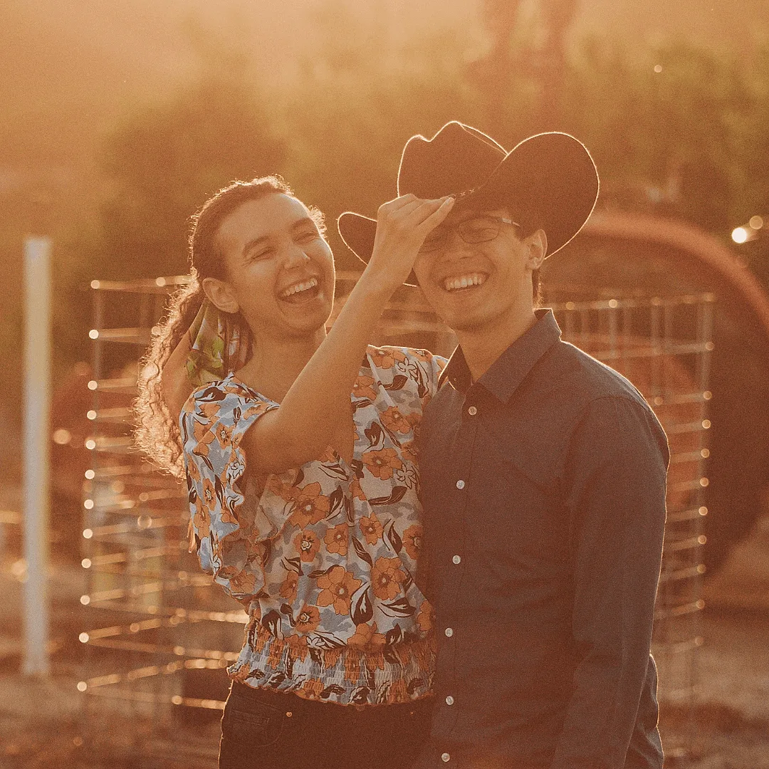Photoshoot in Los Angeles: check portfolios thoroughly.