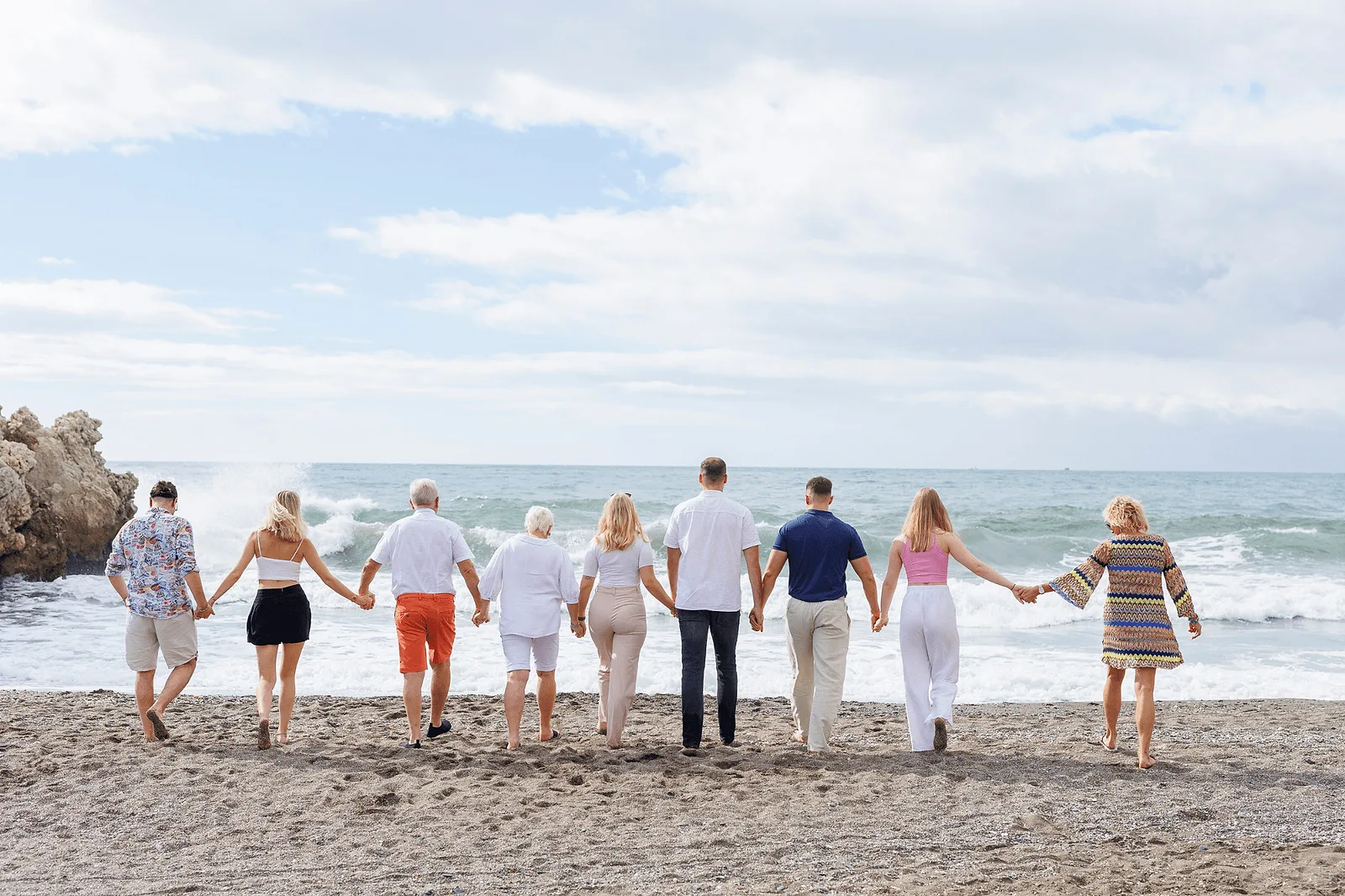 creative large family photo ideas