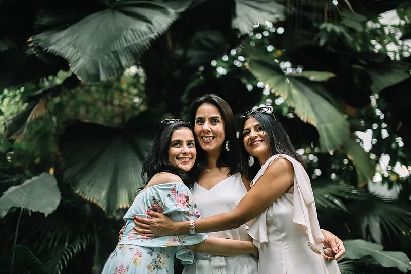 Friends' photoshoot by Bonny, Localgrapher in Bangkok