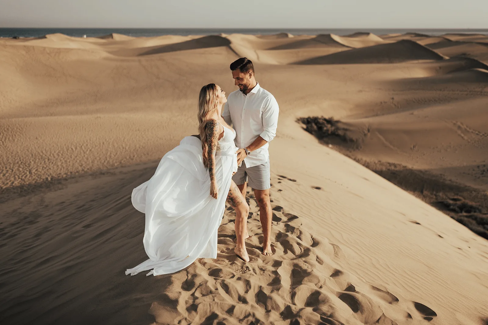 couple pregnancy announcement photos