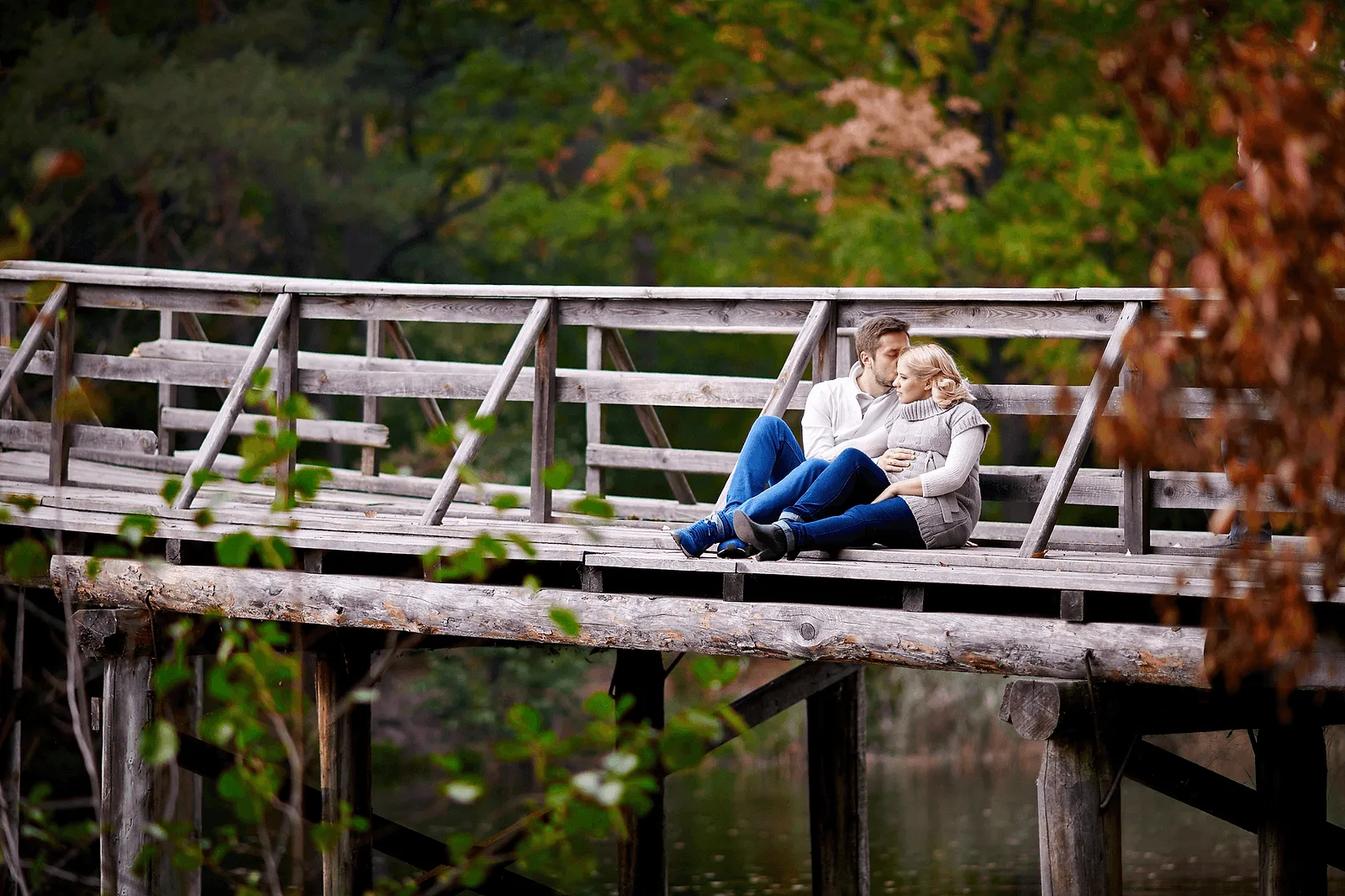 couple pregnancy announcement photos