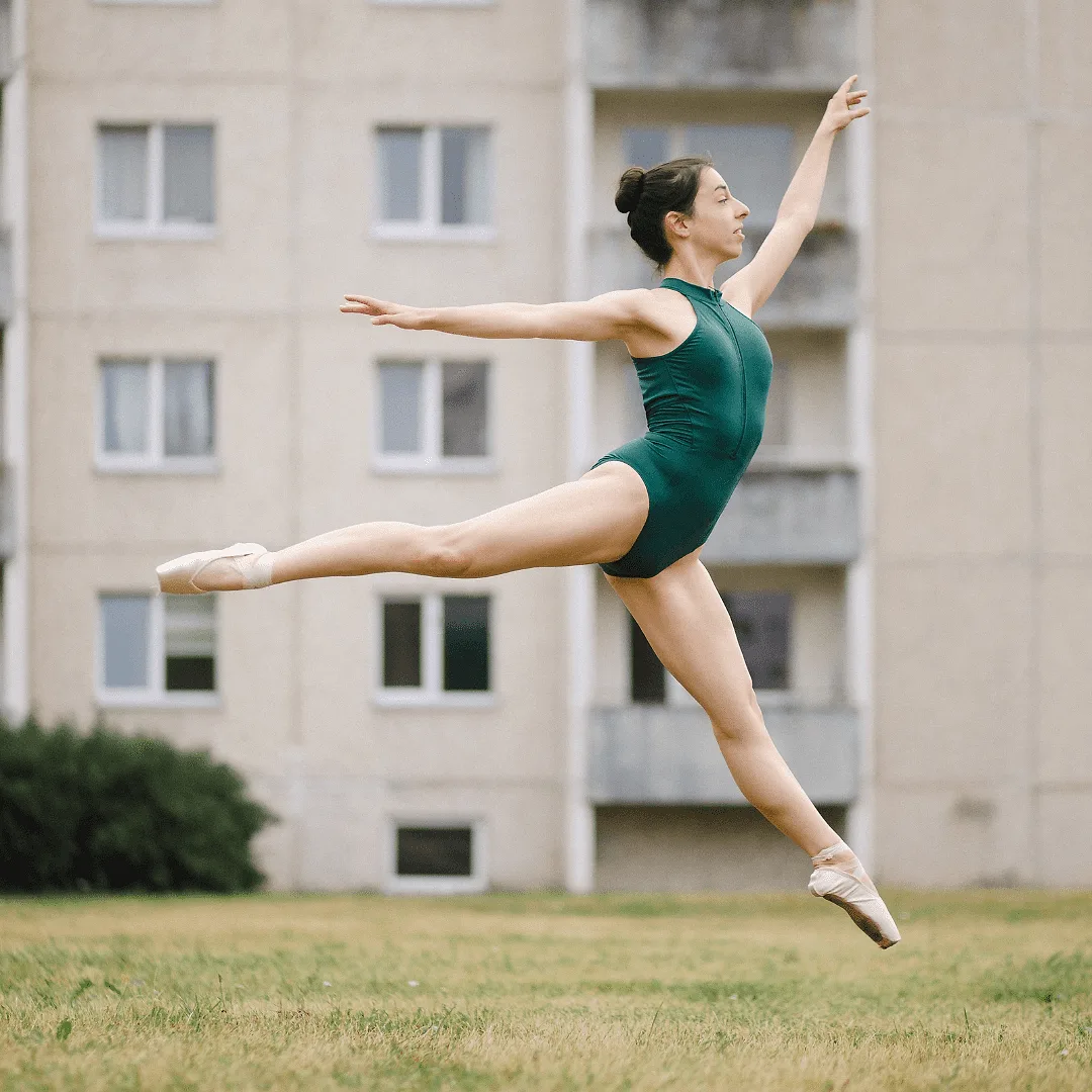 Pose #2: The Leap.