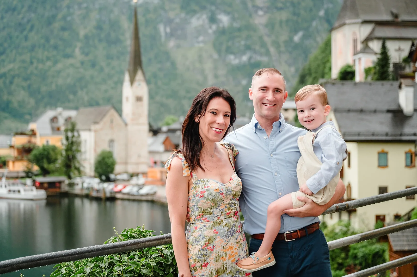 Family photoshoot by Edwin, Localgrapher in Hallstatt
