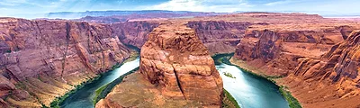 Horseshoe Bend — popular photoshoot spot in Arizona