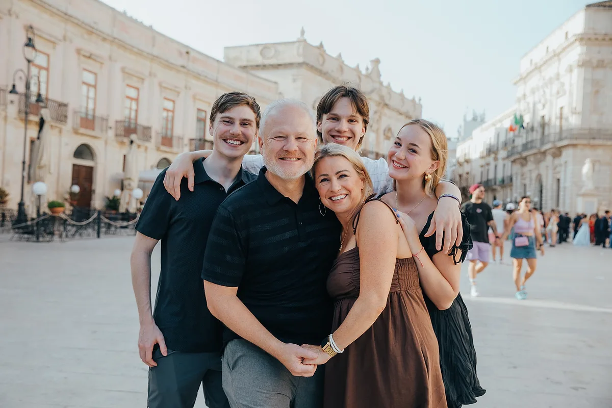25 Family Photos from the Most Beautiful European Destinations