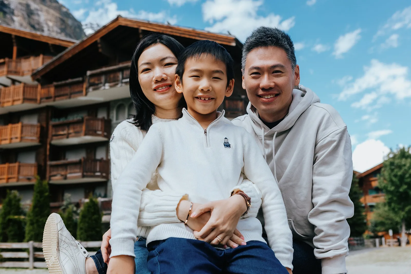 Family photoshoot by Juan, Localgrapher in Zermatt