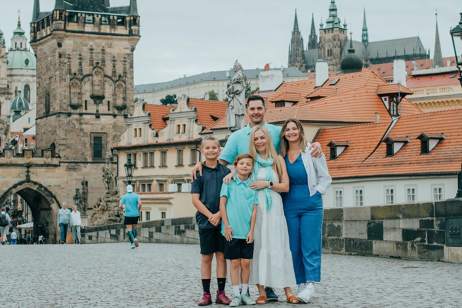 Family photoshoot by Victor, Localgrapher in Prague