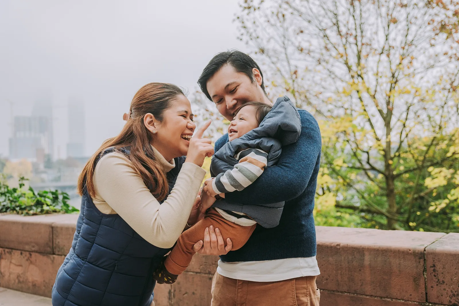 Family photoshoot by Kejia, Localgrapher in Basel