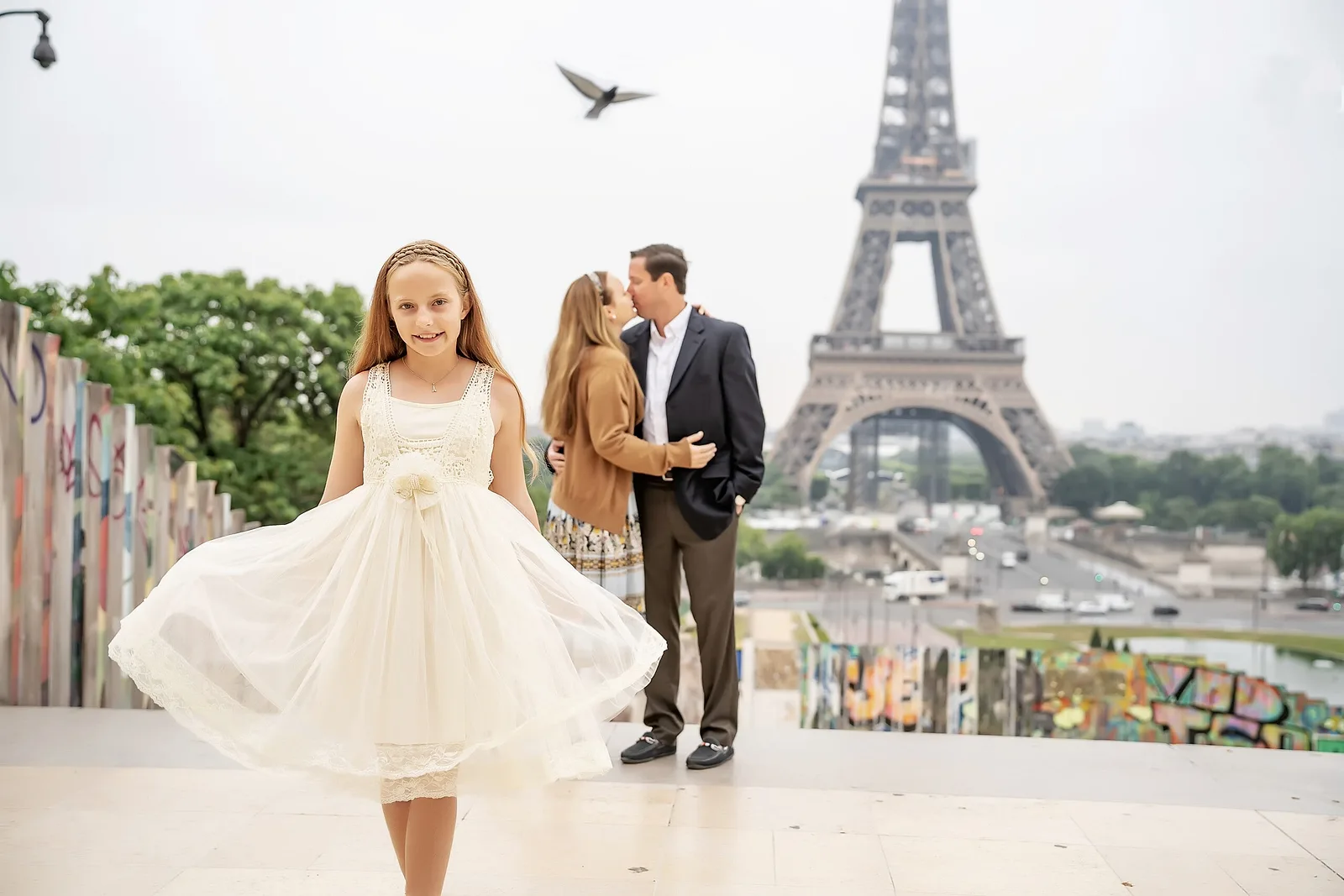 Family photoshoot by Eny, Localgrapher in Paris