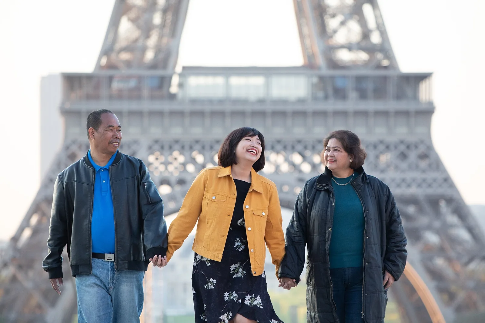 Family photoshoot by Daniel, Localgrapher in Paris