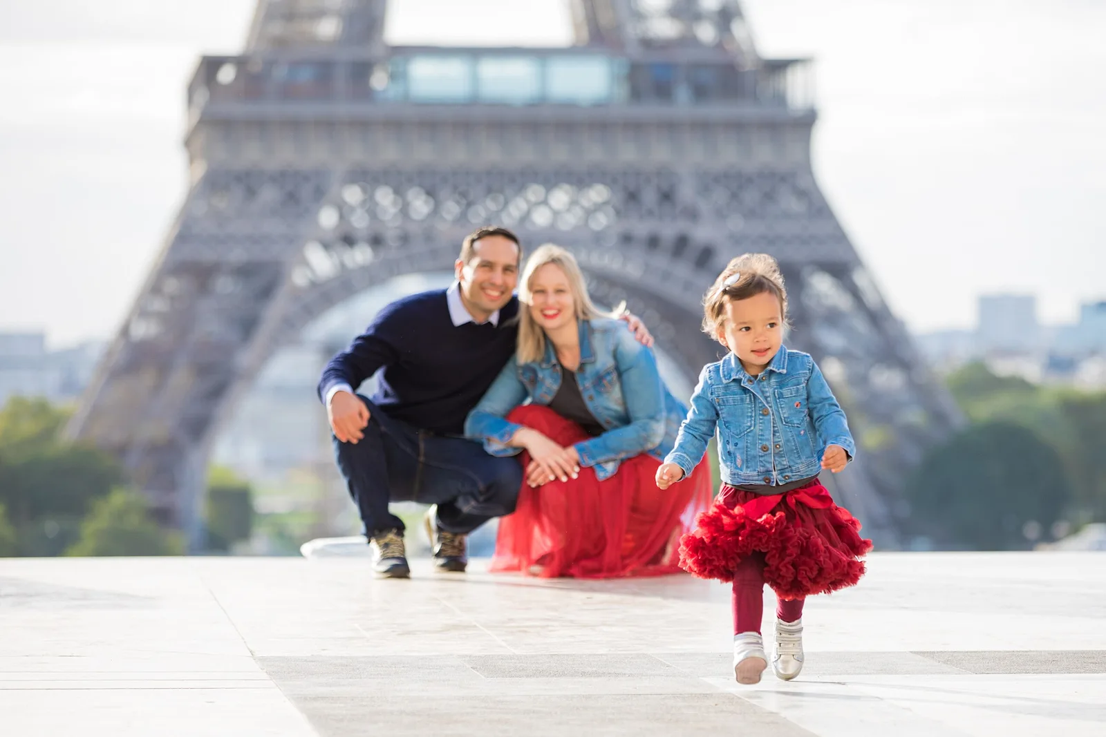 Family photoshoot by Contato, Localgrapher in Paris
