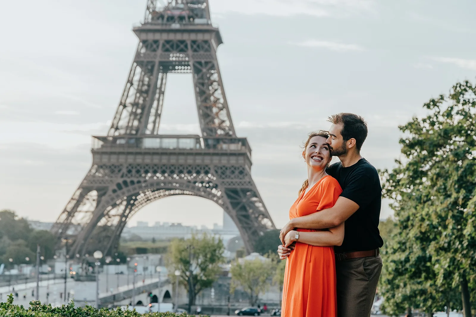 Couple photoshoot by Daniel, Localgrapher in Paris