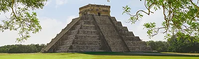 Chichén Itzá — popular photoshoot spot in Riviera Maya