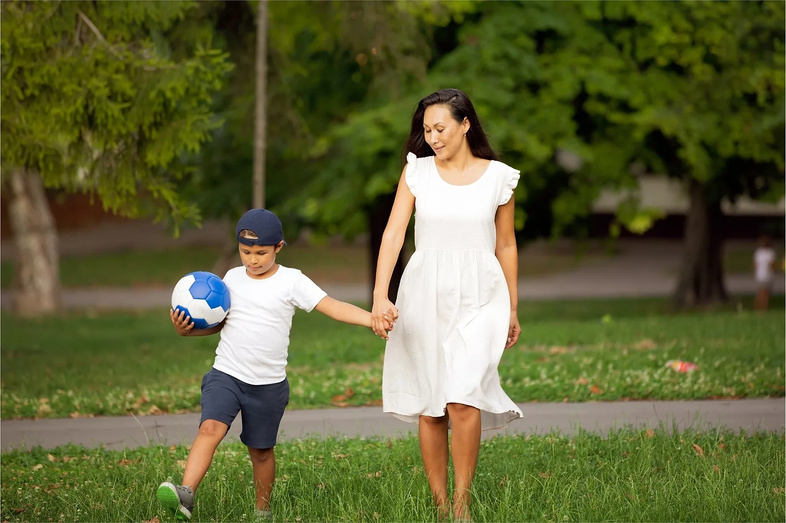 Mom and Son Photoshoot Ideas: Creative and Heartwarming Concepts for Every Occasion